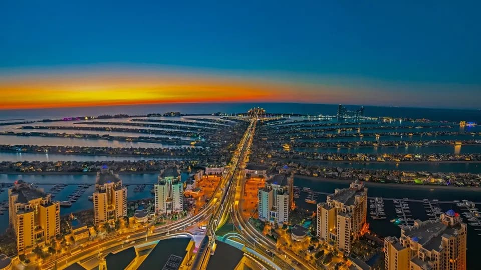 زيارة منصة ” ذا فيو” في نخلة جميرا +المستوى التالي عبر المسار السريع (ساعات الذروة) - Image 1